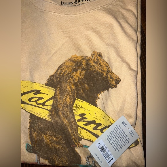 Lucky Brand Men's Surf Bear Short Sleeve Shirt - Picture 4 of 4